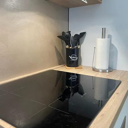 Emmie House Apartment
